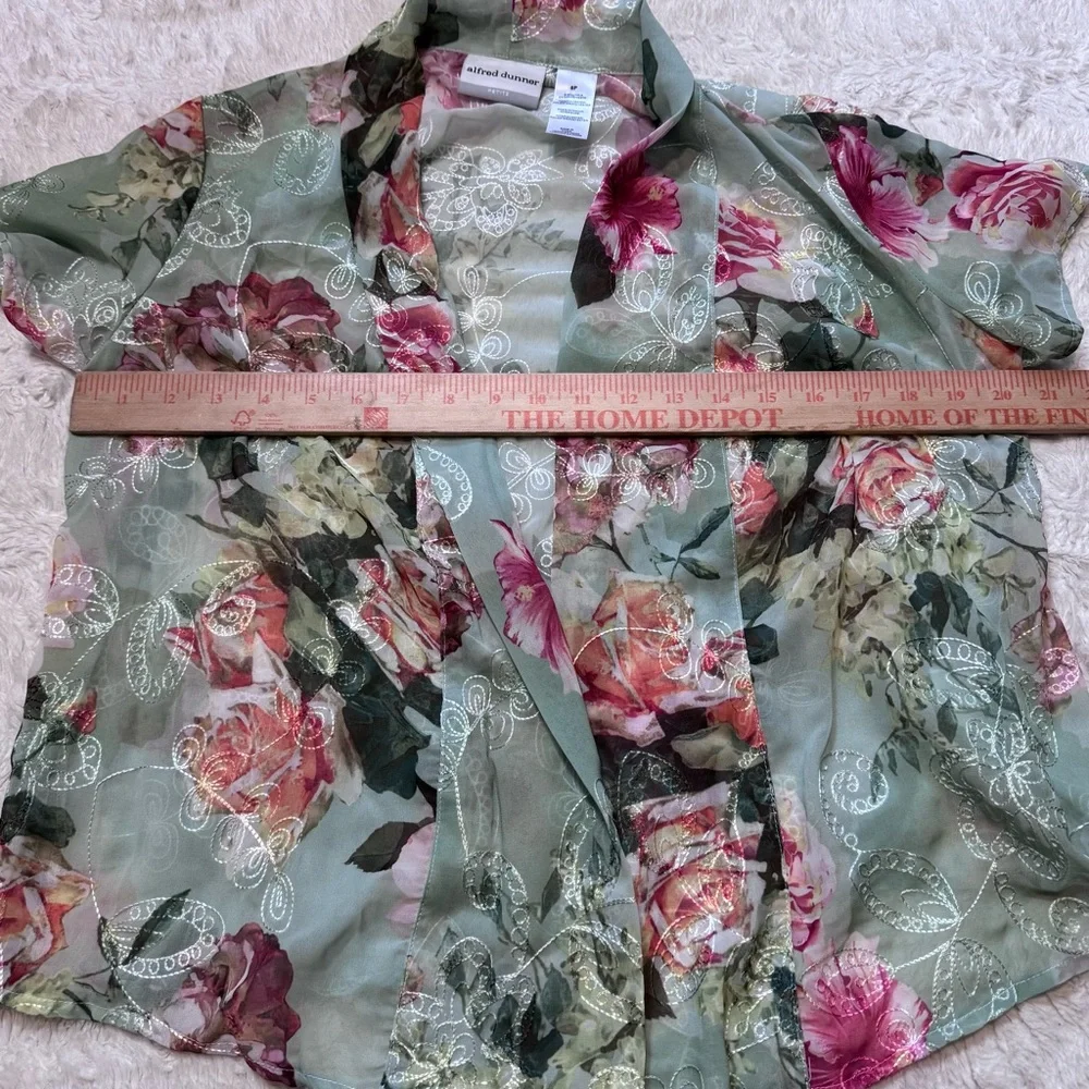 Floral Embroidered Sheer Cardigan Size 6 Petite Cottagecore Boho open front - Picture 4 of 5